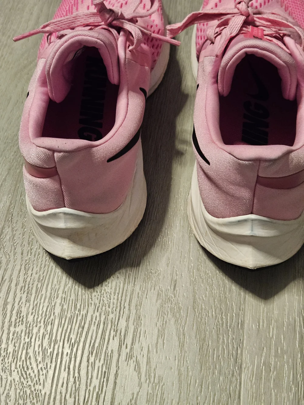 Nike women zoom
