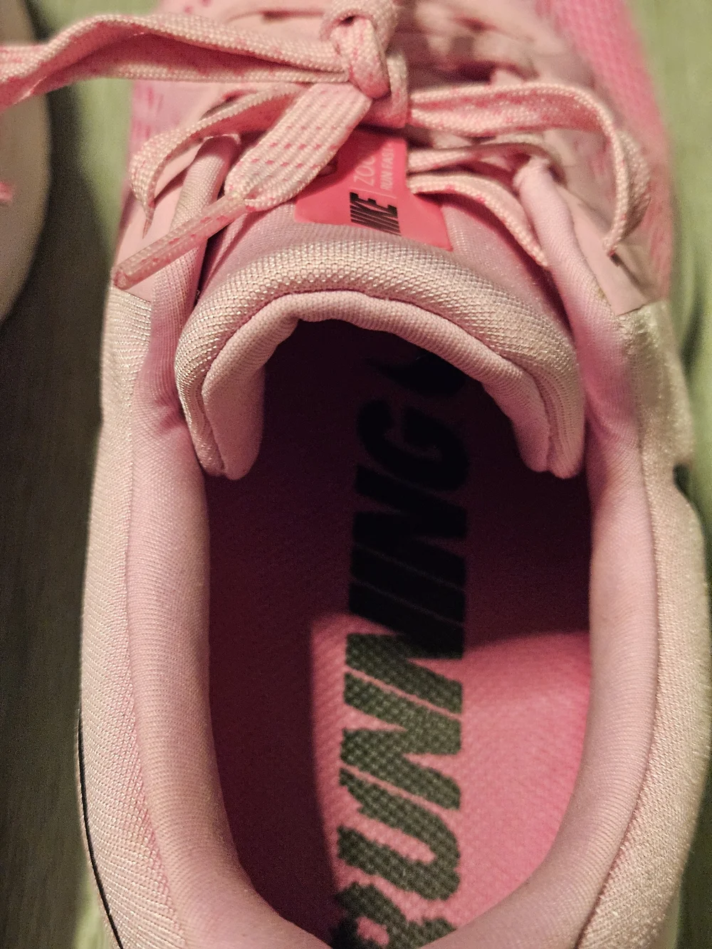 Nike women zoom