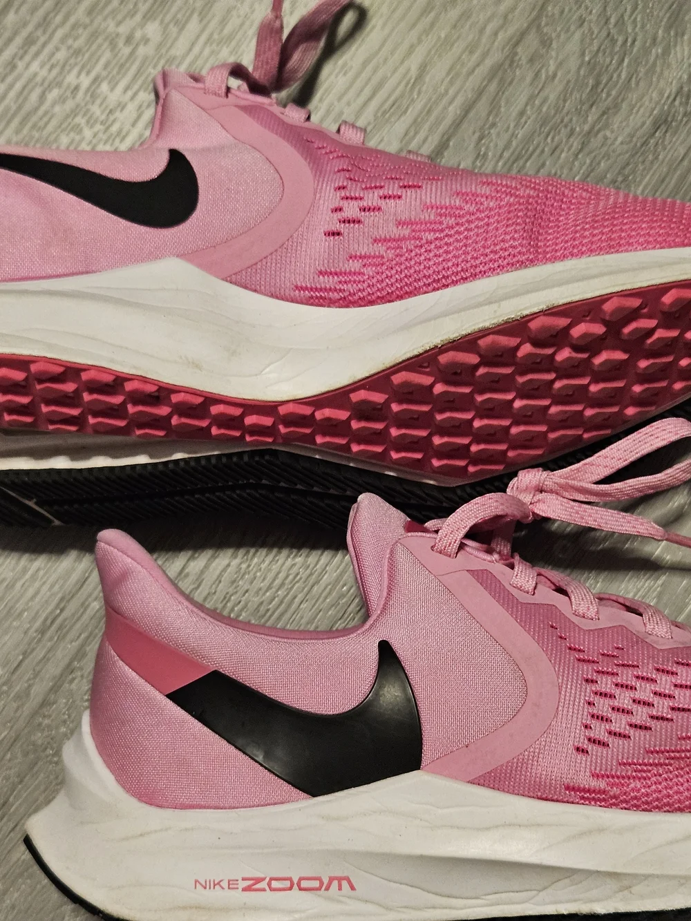 Nike women zoom