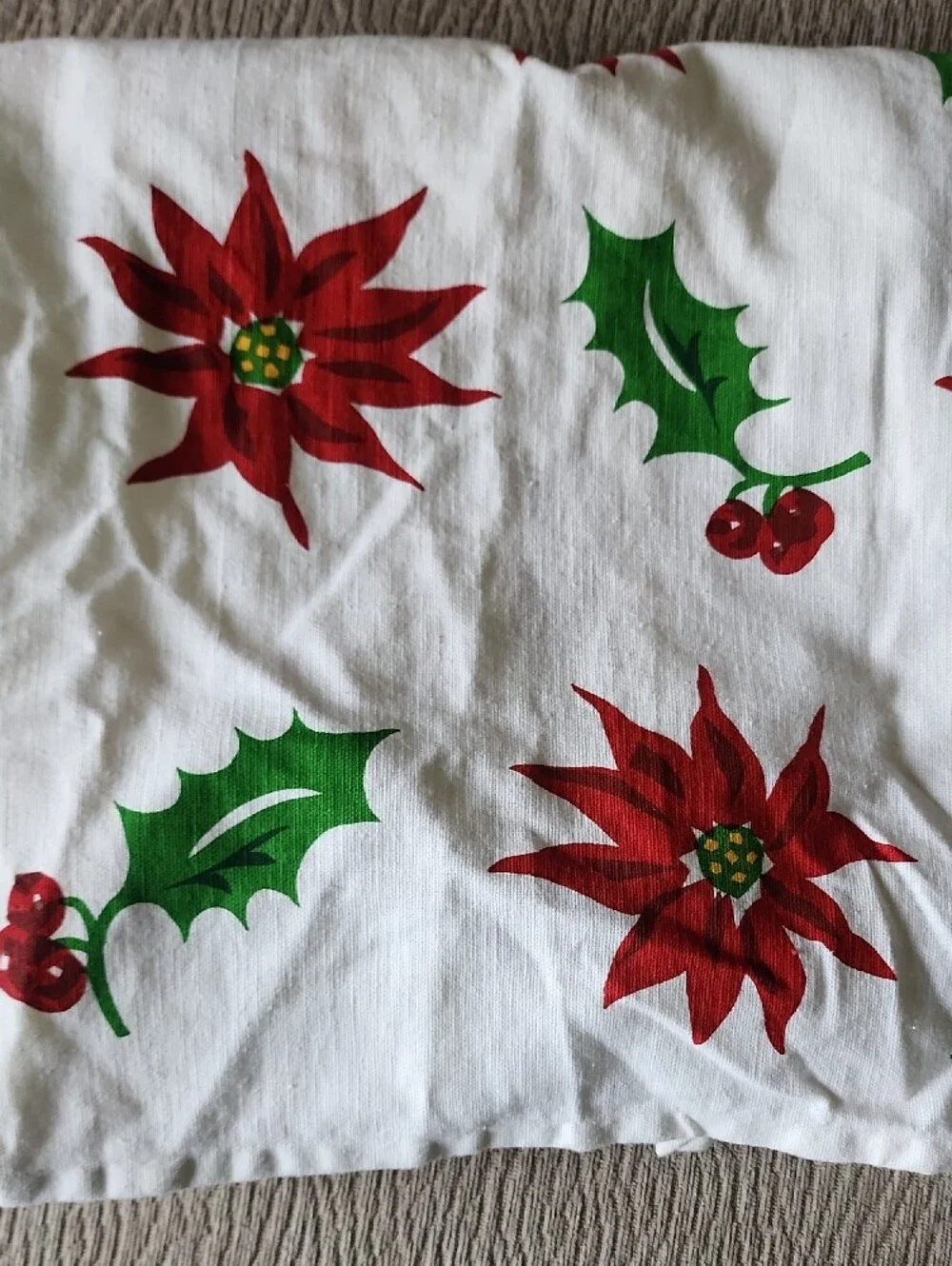 Crate&Barrel Red Poinsettia & Green Holly Holiday Apron