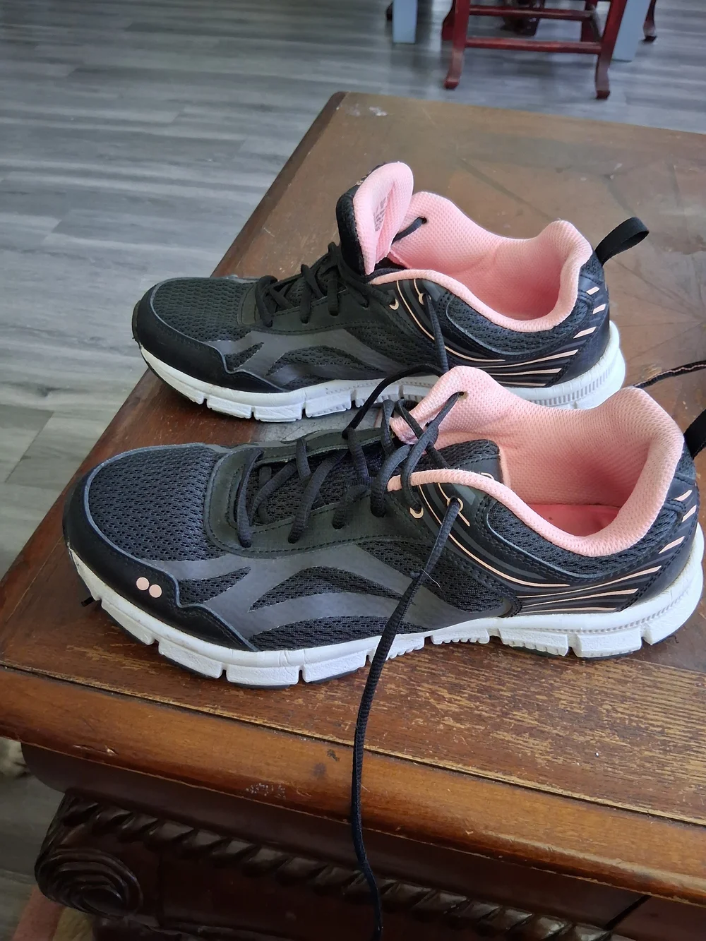 Ryka Women's Black and Pink Athletic Sneakers