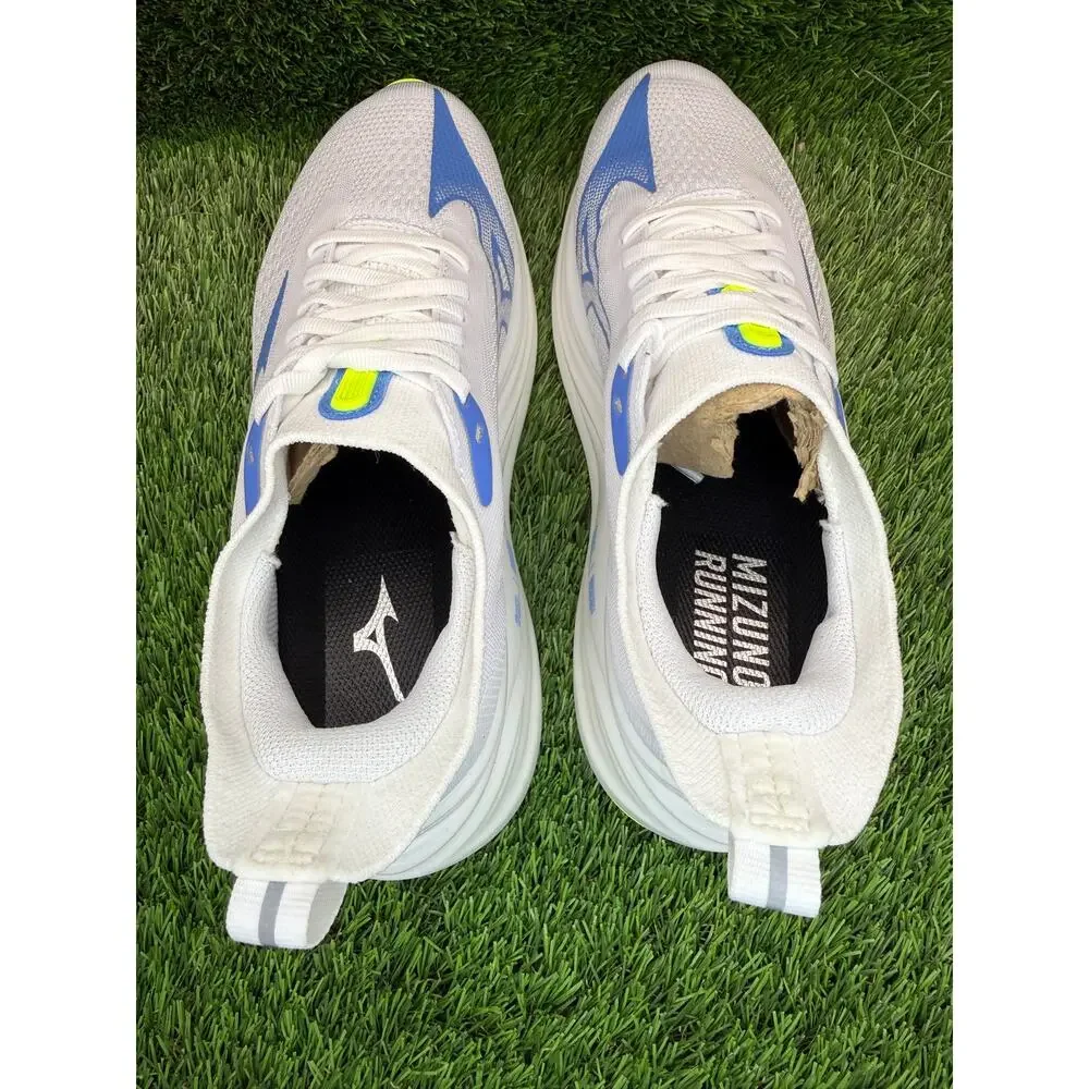 Mizuno designed workout worn