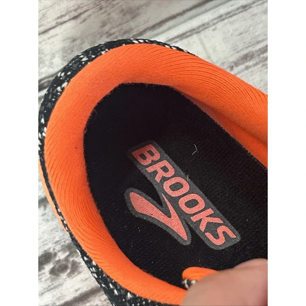 Brooks pre washing wear
