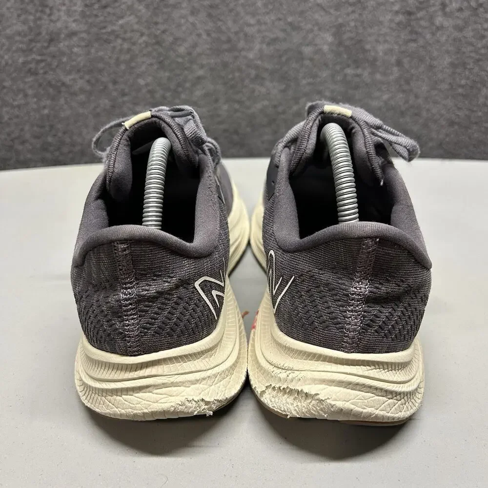 New Balance gray ground sneakers