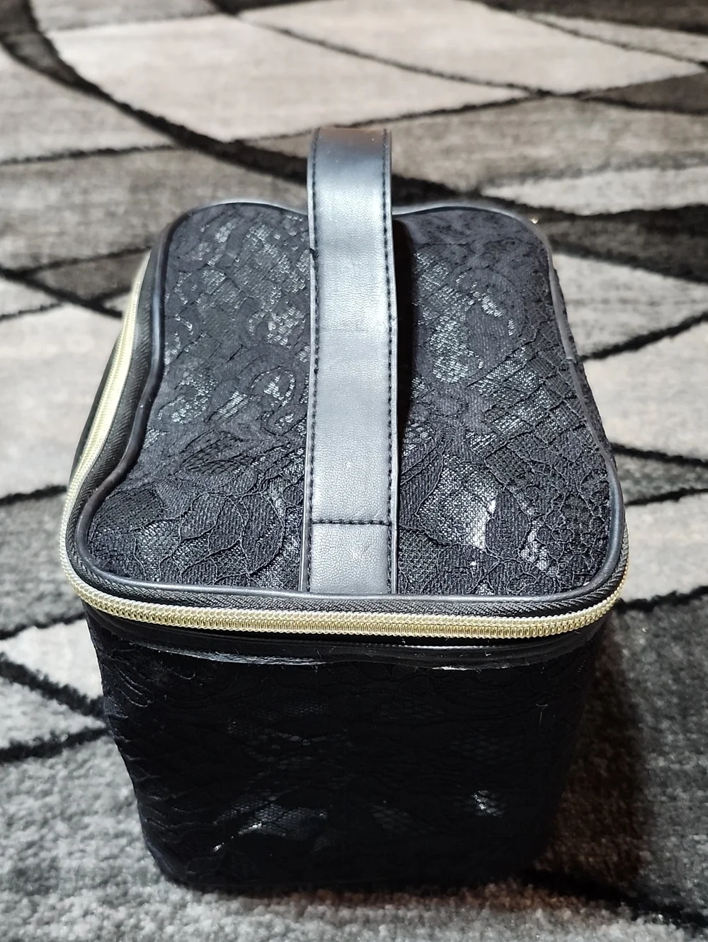 Victorias Secret approximately 9x6x6