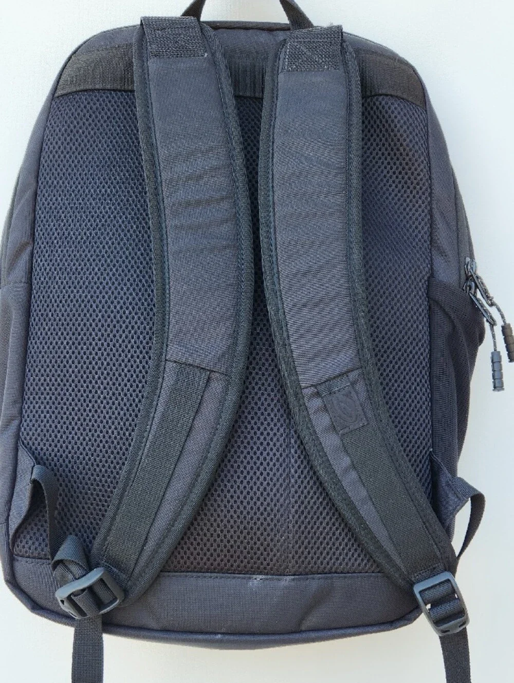 Timbuk2 prominent padded