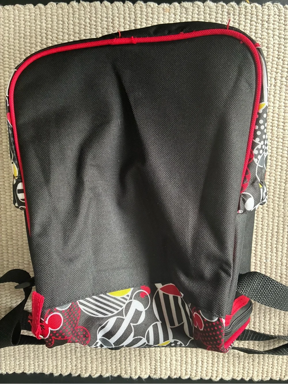Disney Mickey Mouse lunch bag/expandable- Great Condition!