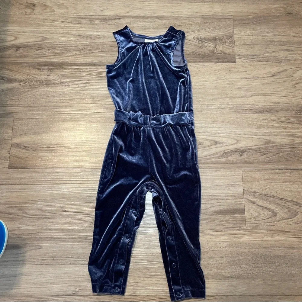 Osh Kosh Velvet Jumpsuit Toddler Size 2T