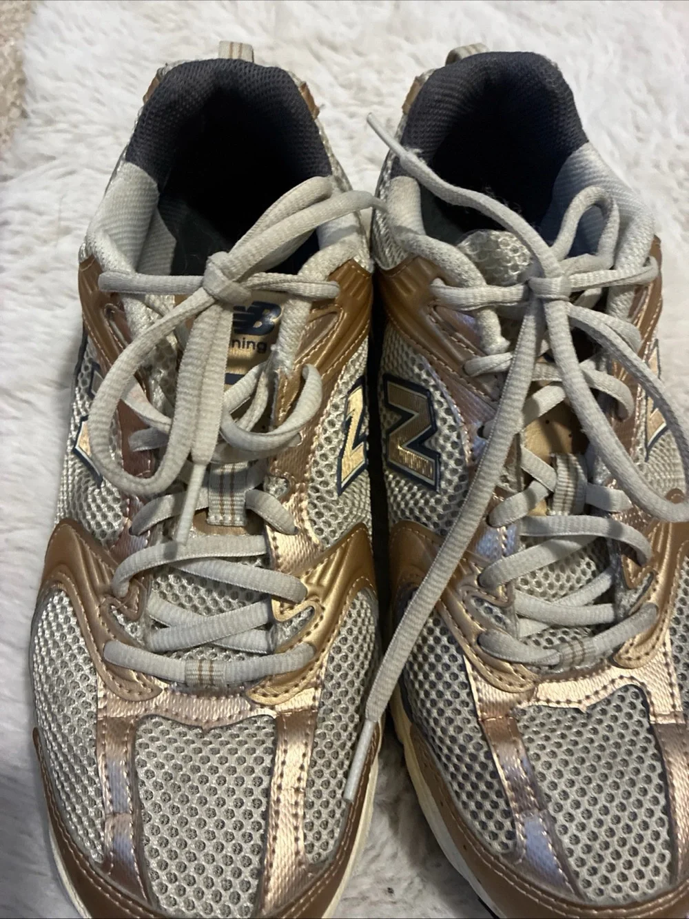 New Balance women new
