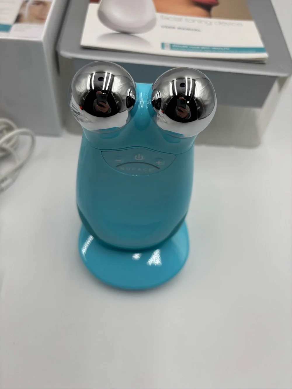 NuFACE Trinity Facial Toning Device w/ ELE Kit Teal New!!!!