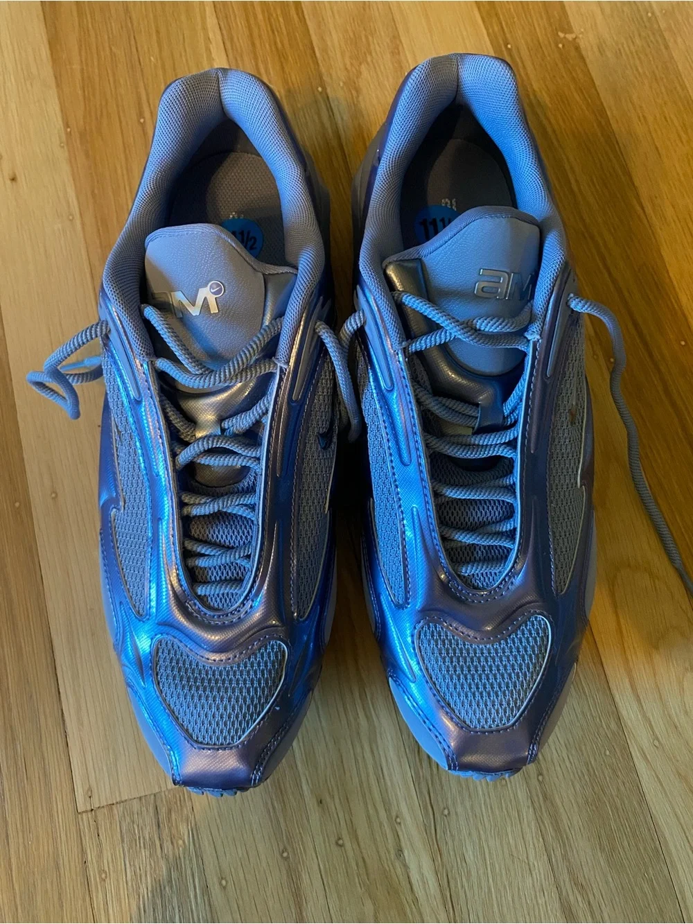 Nike product pair