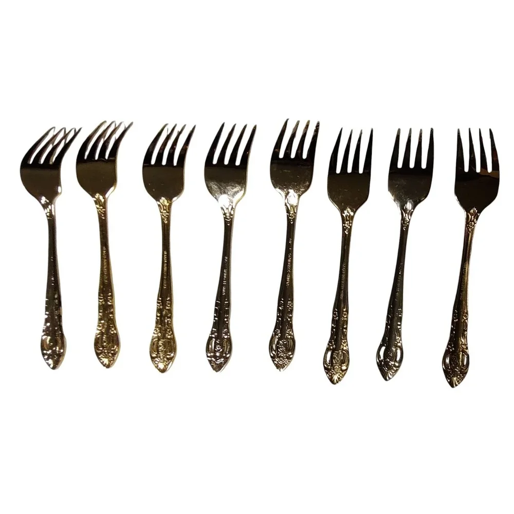 Hanford Forge HF Ltd Gold Pierced Rose Versaolles‎ Stainless Flatware 40 pcs SEE