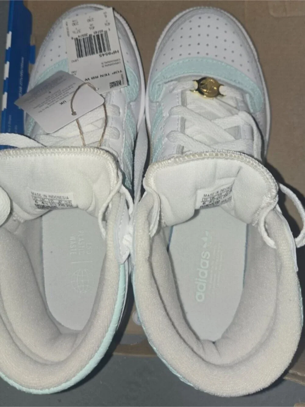 adidas snake texture