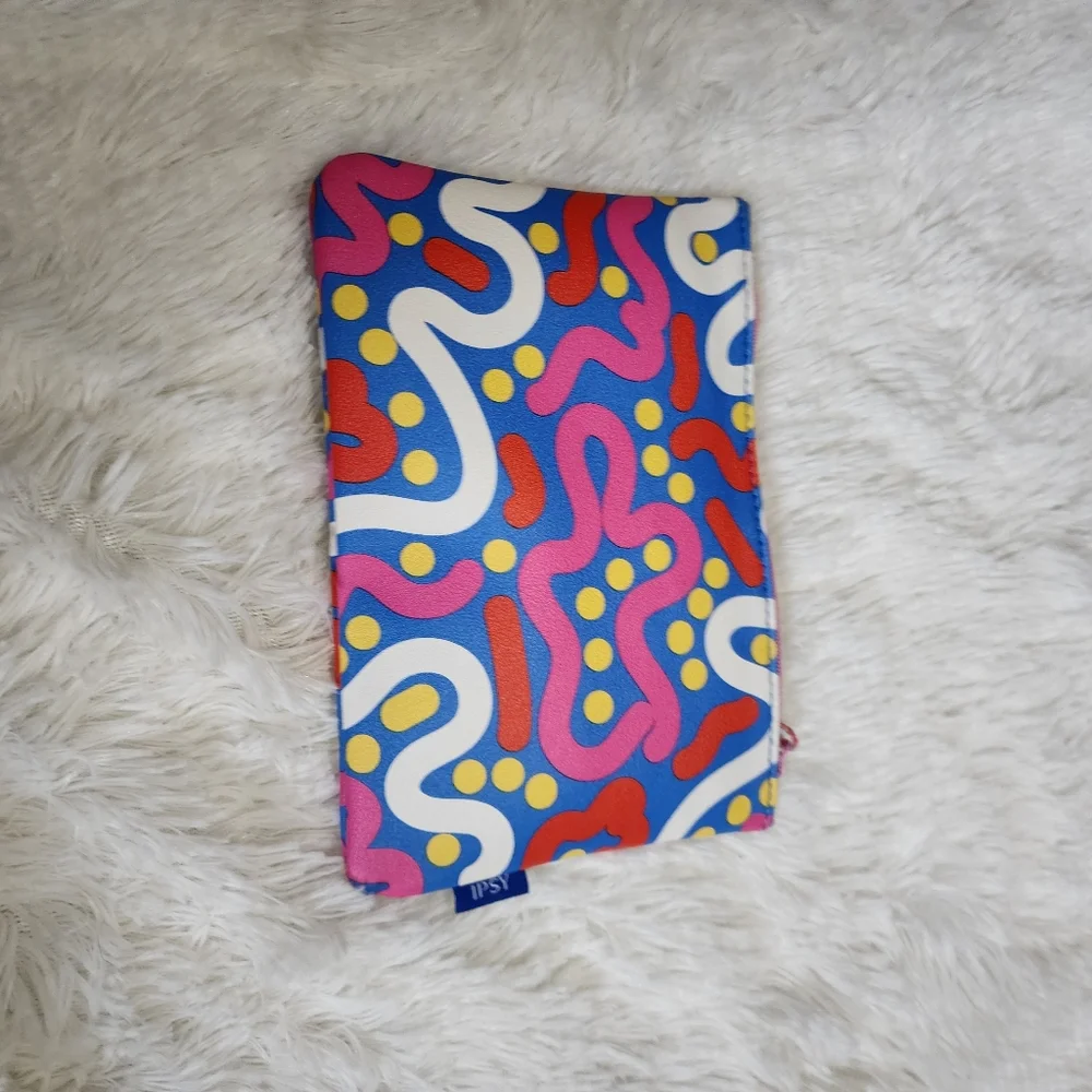 ipsy makeup bag