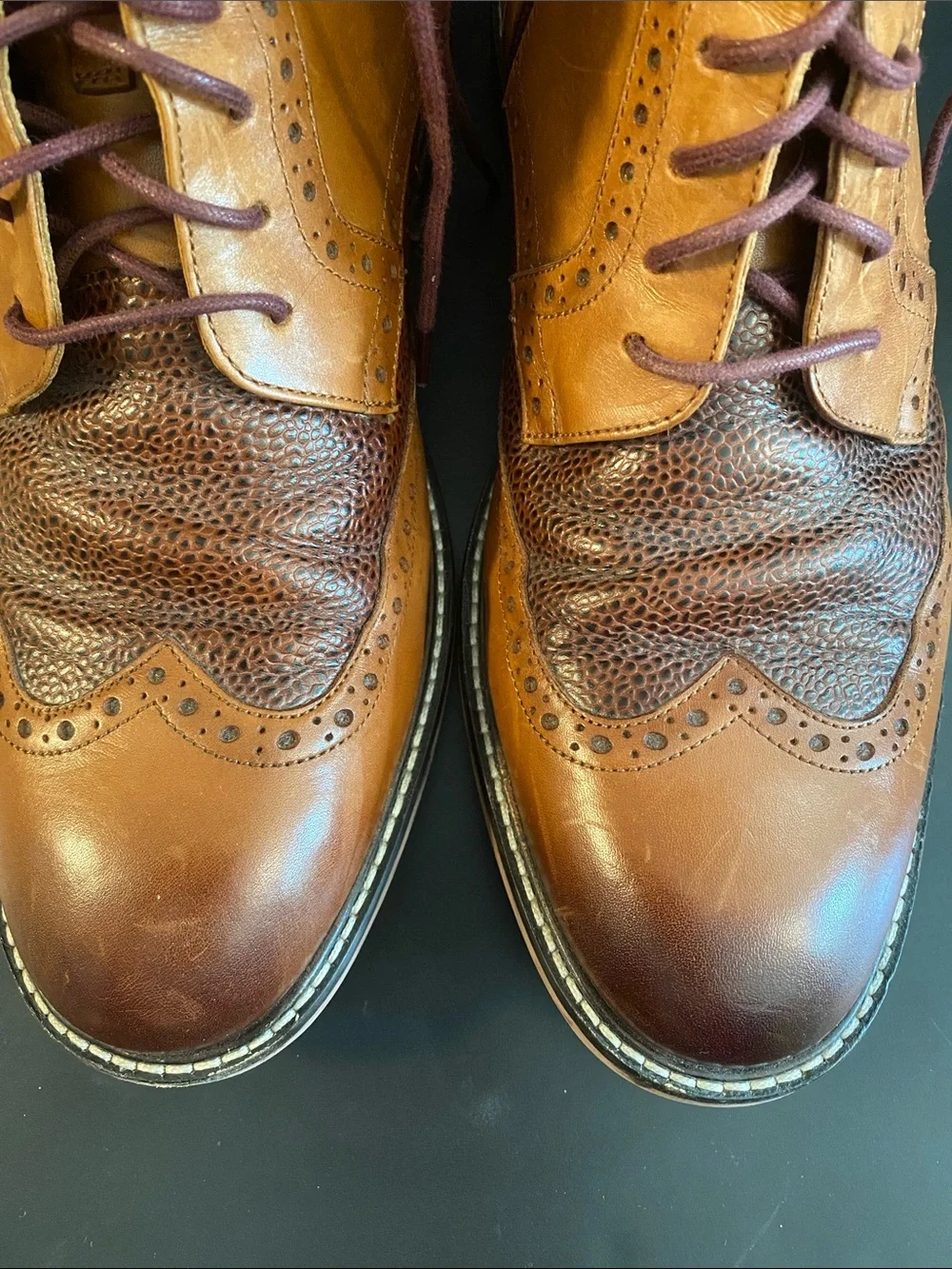 Thomas & Vine brogue old