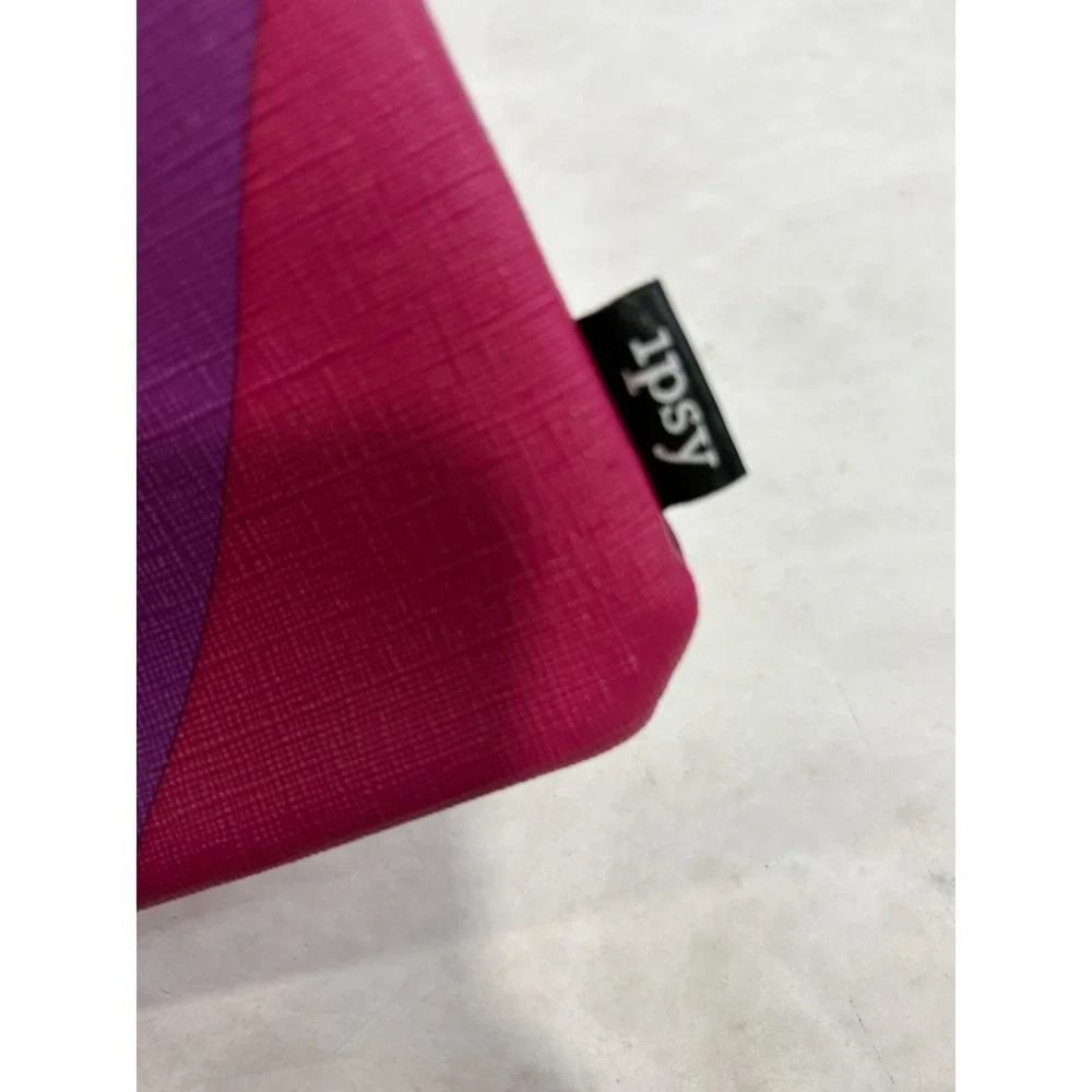 Ipsy x Tetris Makeup Bag Purple Pink Geometric Pixel Cosmetic Pouch Zipper Case‎