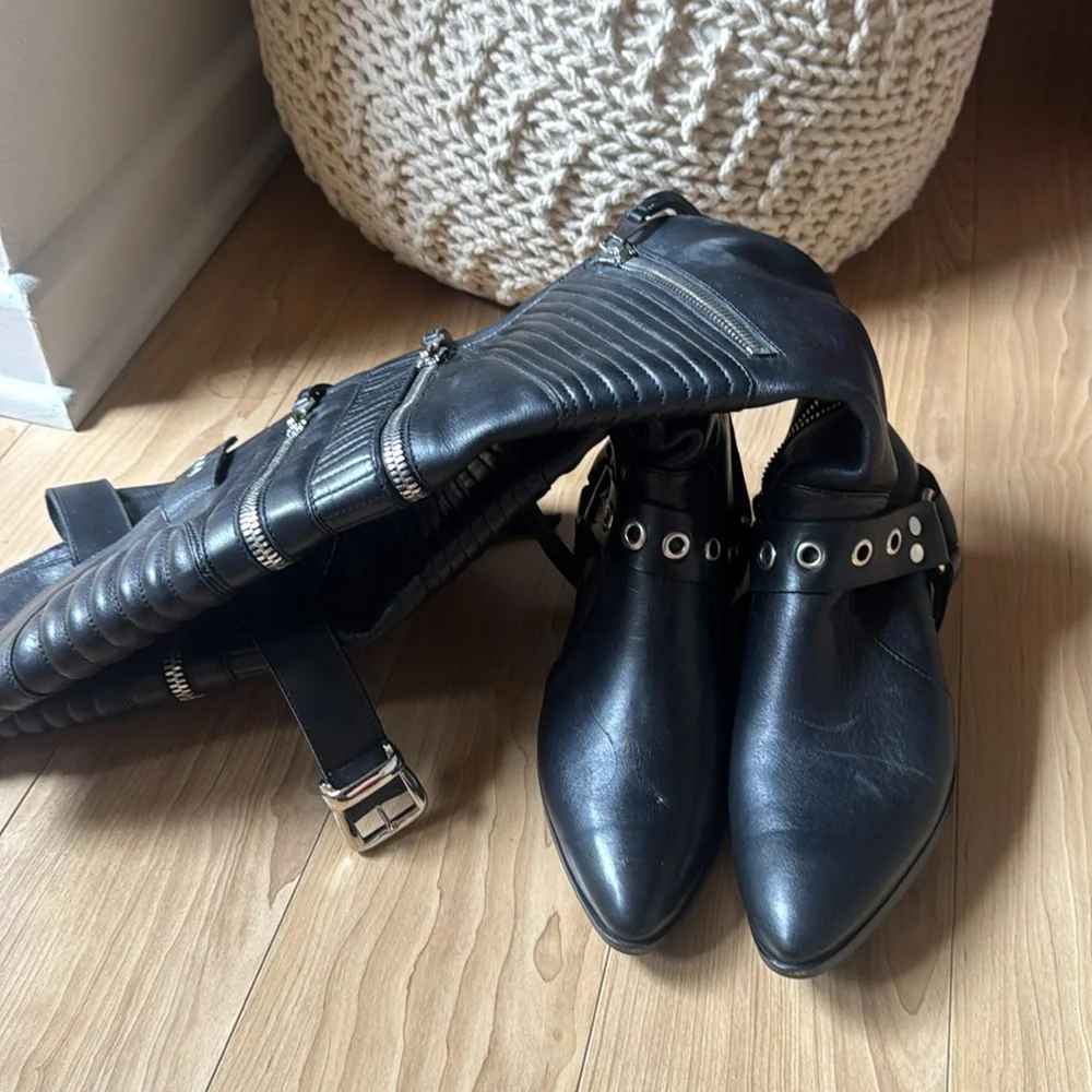 Black Knee-High Leather Boots