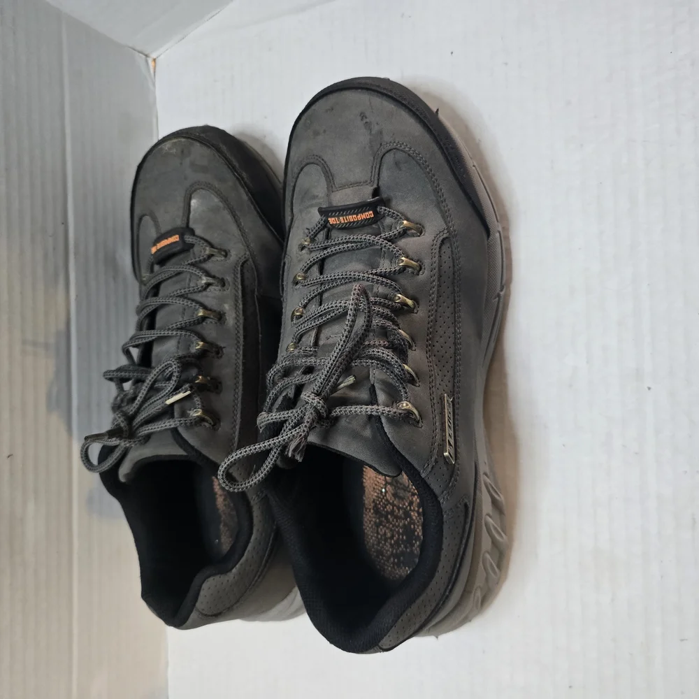 Lugz upper functionality