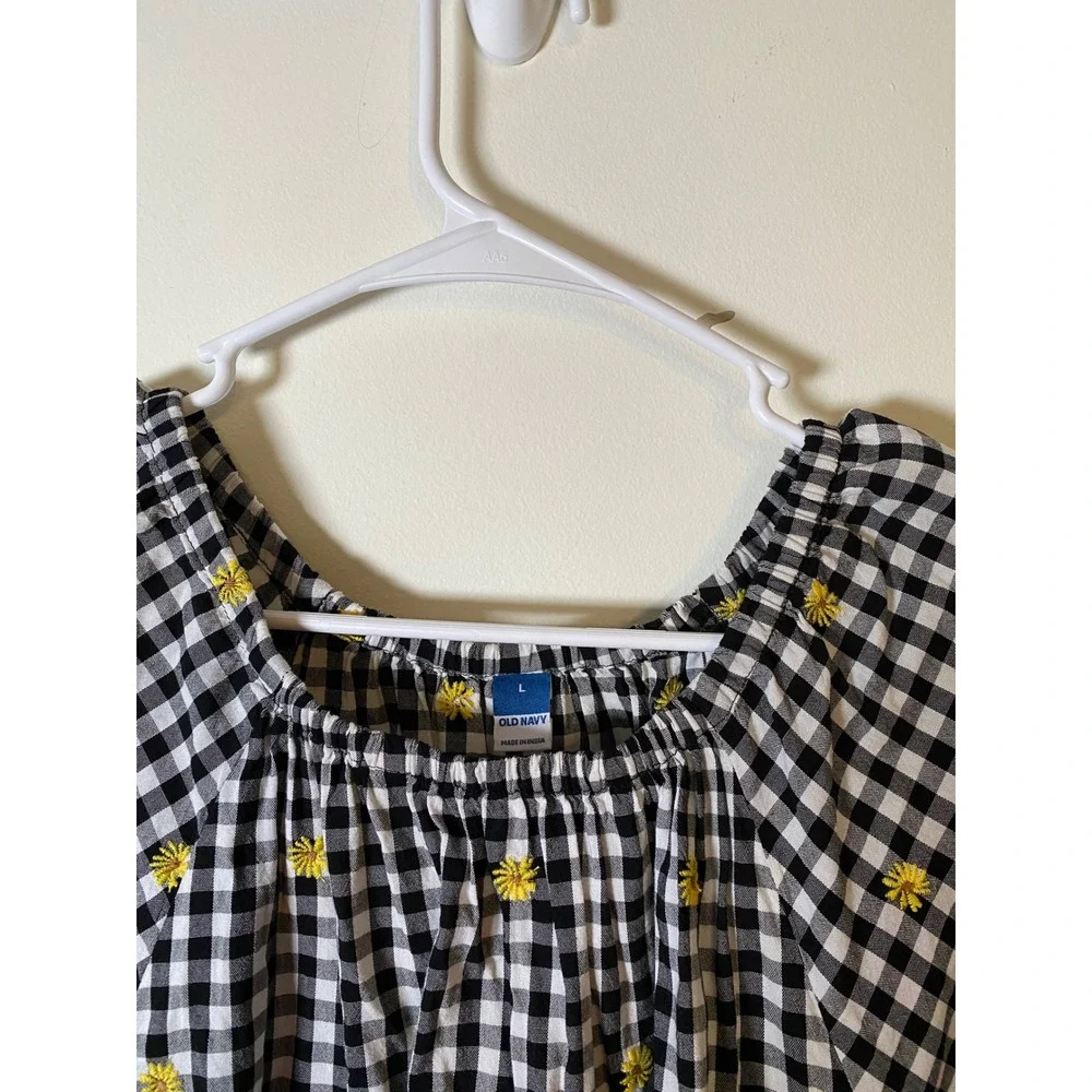 Old Navy Womens Gingham Daisy Embroidered Babydoll Blouse Black White Large