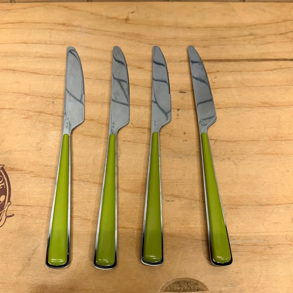 Fiesta Lemongrass Green Steak Knives Set of 4 Stainless‎ Steel Serrated W-16 9