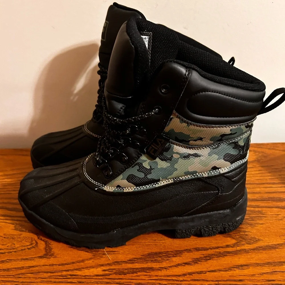 Fila waterproof duck