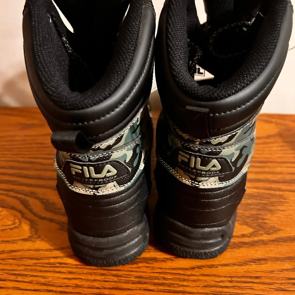Fila waterproof duck