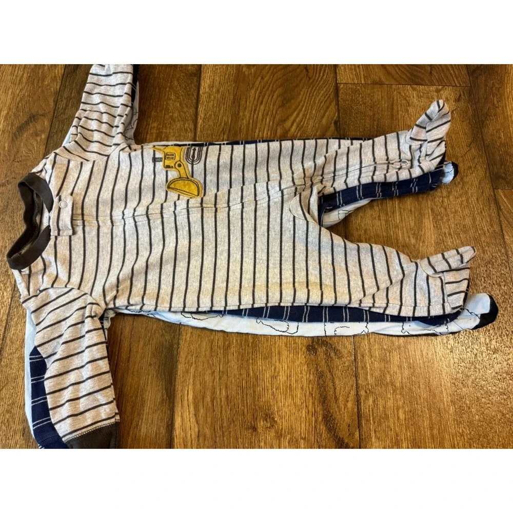 Carters nice preowned