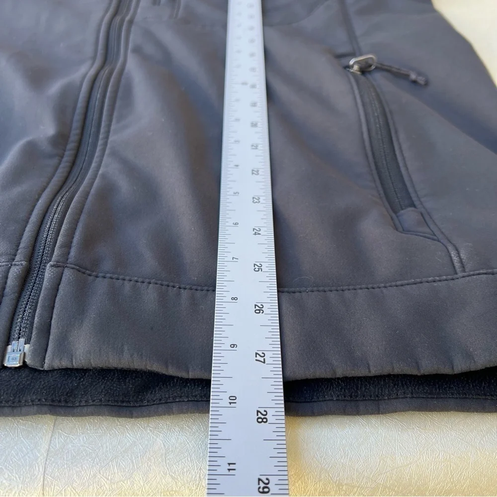 The North Face used velcro