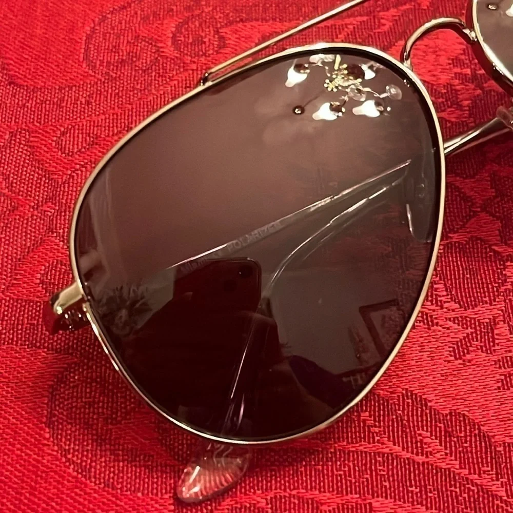 Floats classic aviator