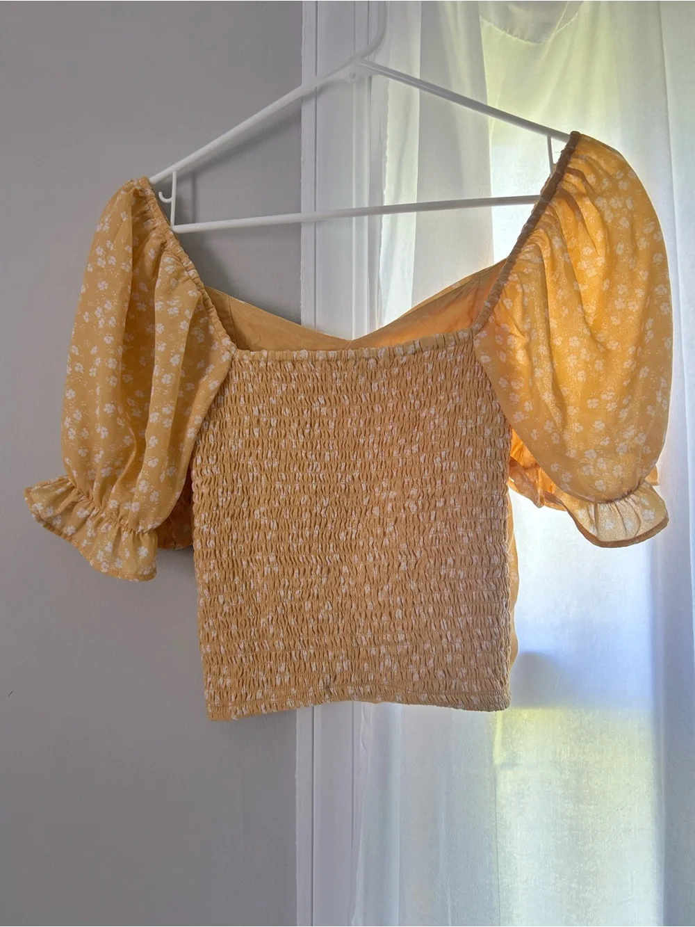 Abercrombie & Fitch sweet feminine