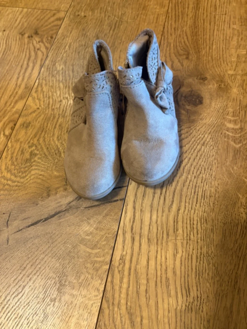 Jumping Beans Toddler Ankle Boots – Size 6