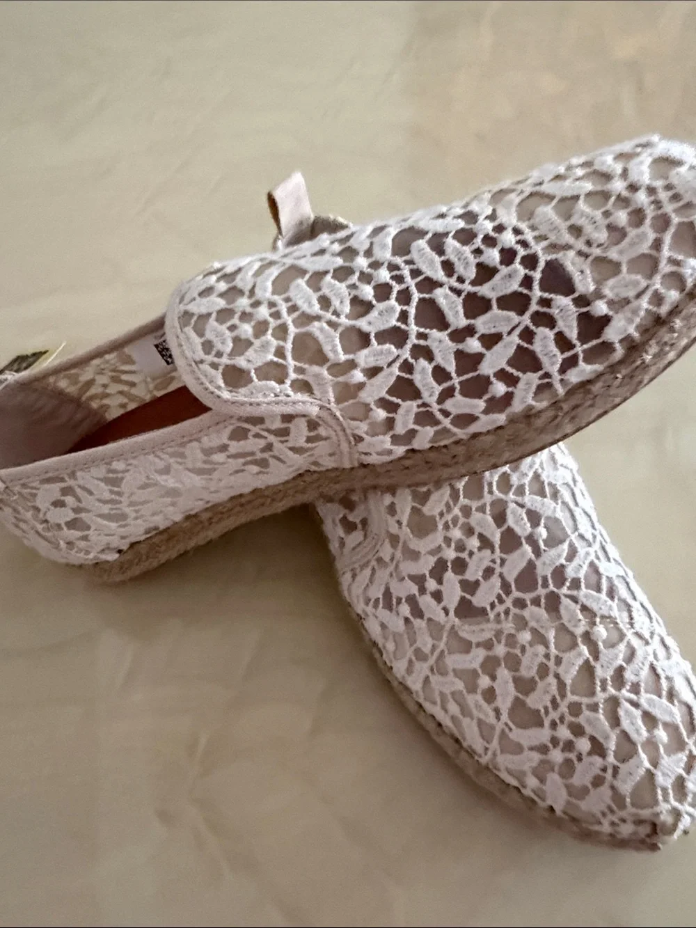 Toms delicate floral