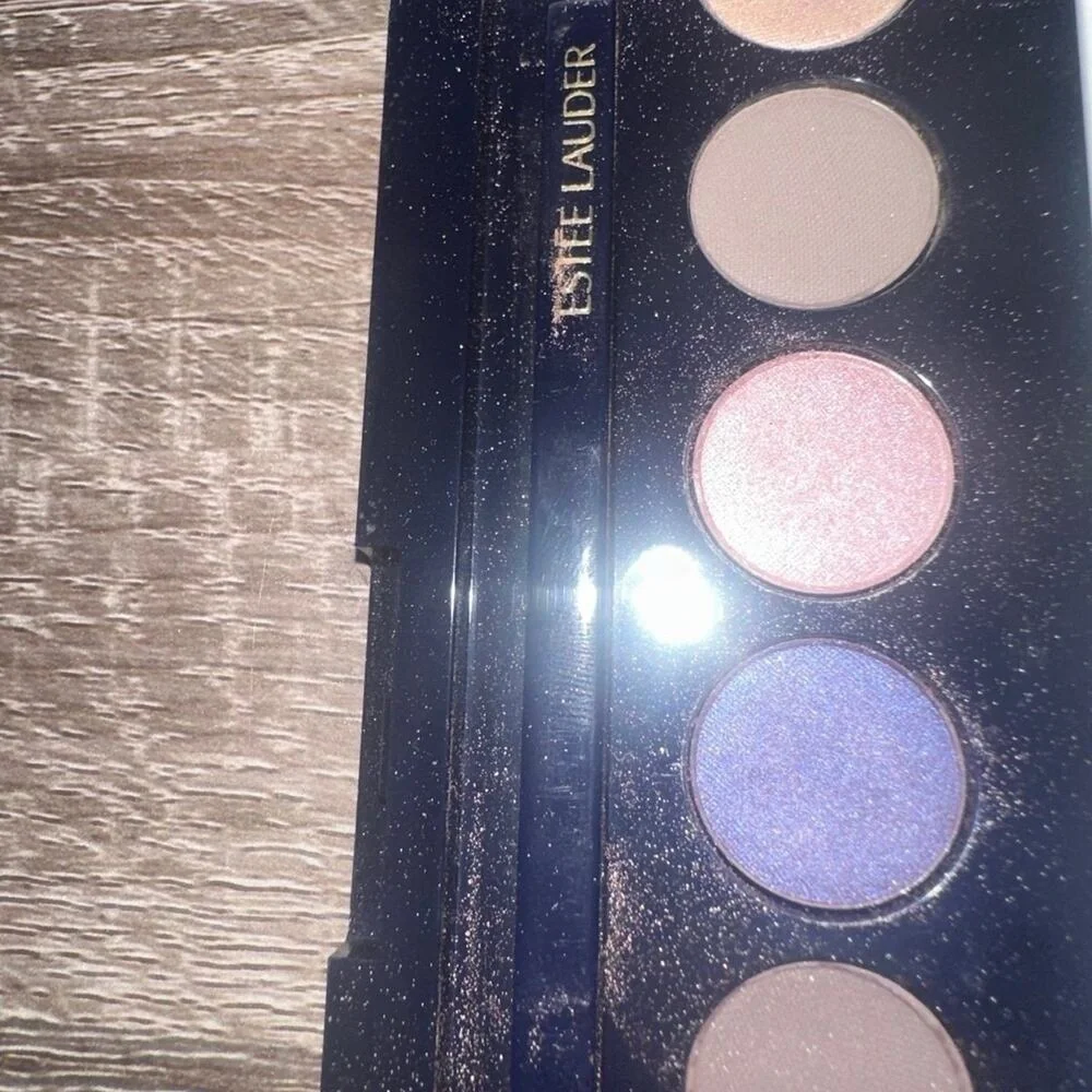 ESTEE LAUDER Lisa Perry Pure Color Eye Shadow Palette‎ 7 color