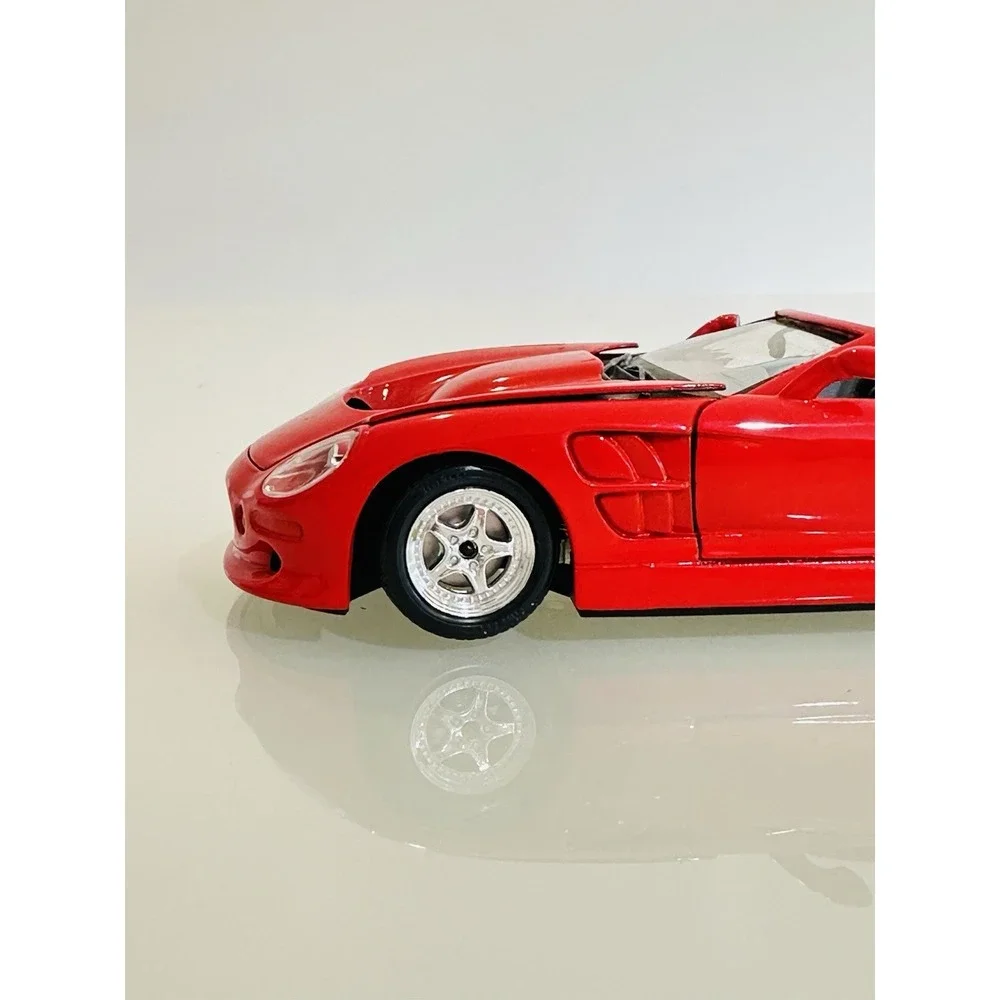 Bburago Red 1999 Shelby Series 1 Red 1:24 Scale Gold Collection