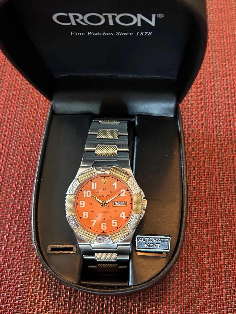 Croton bold orange