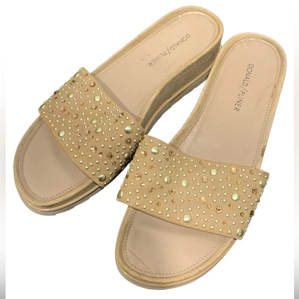 Donald J. Pliner‎ Cava Suede Studded Slide SZ 9