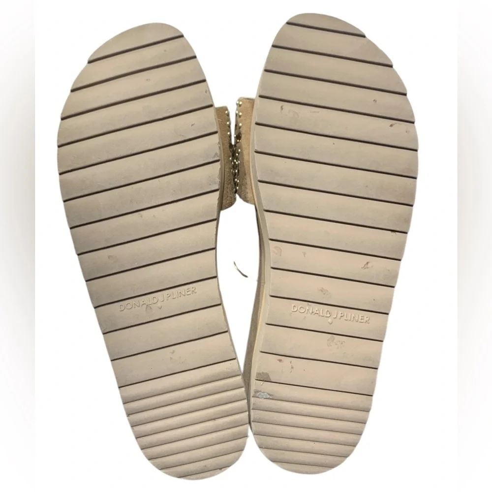 Donald J. Pliner‎ Cava Suede Studded Slide SZ 9