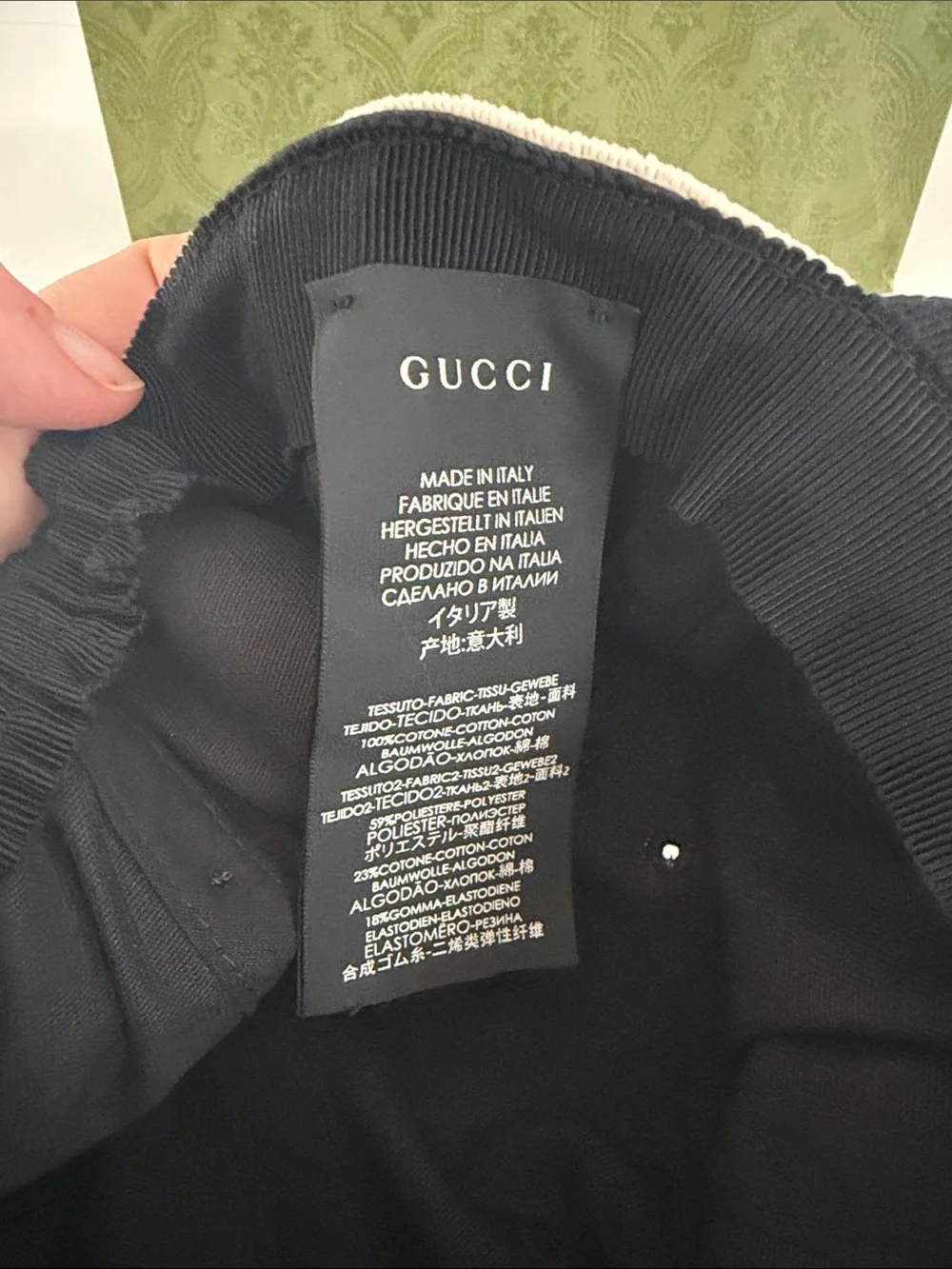 Gucci baseball black comes