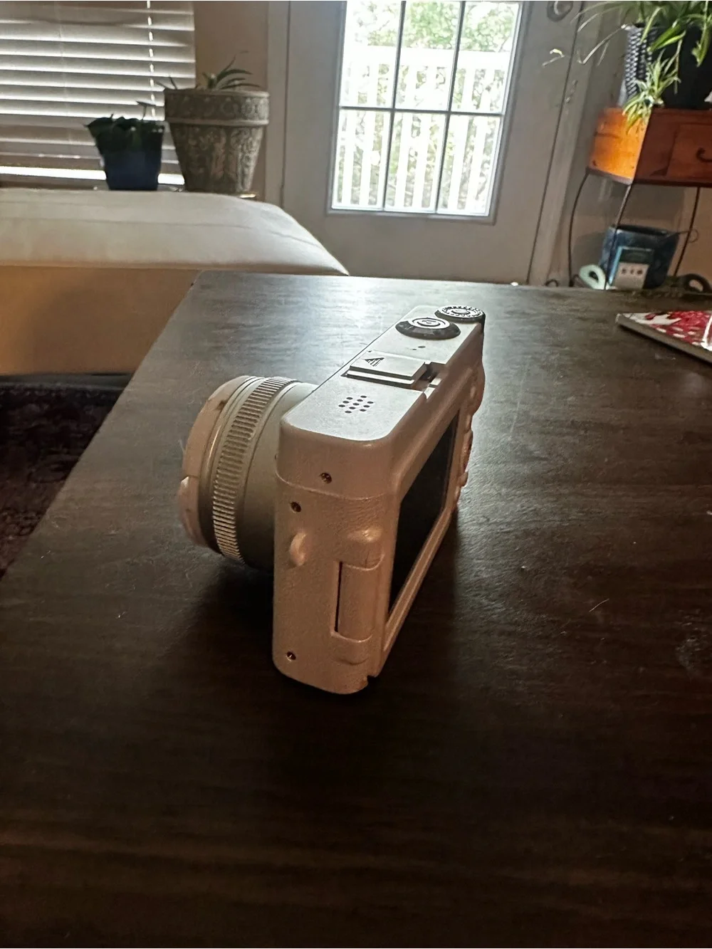 Amazon compact digital