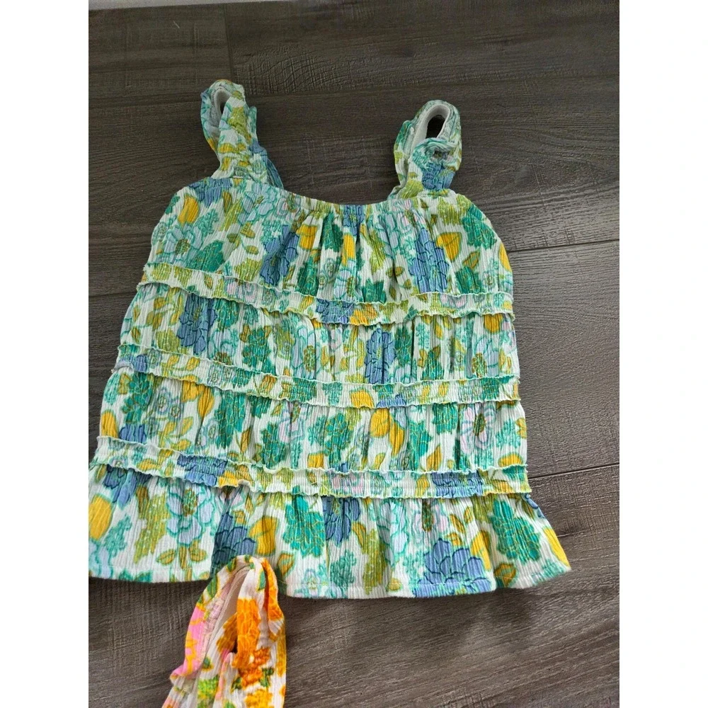 Old navy girls tank top lot size 8‎