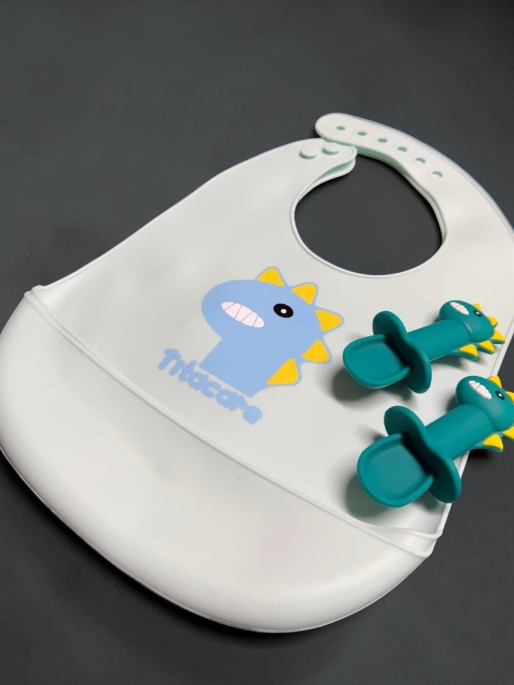TitaCare Dinosaur Silicone Baby Bib & Utensils NIP
