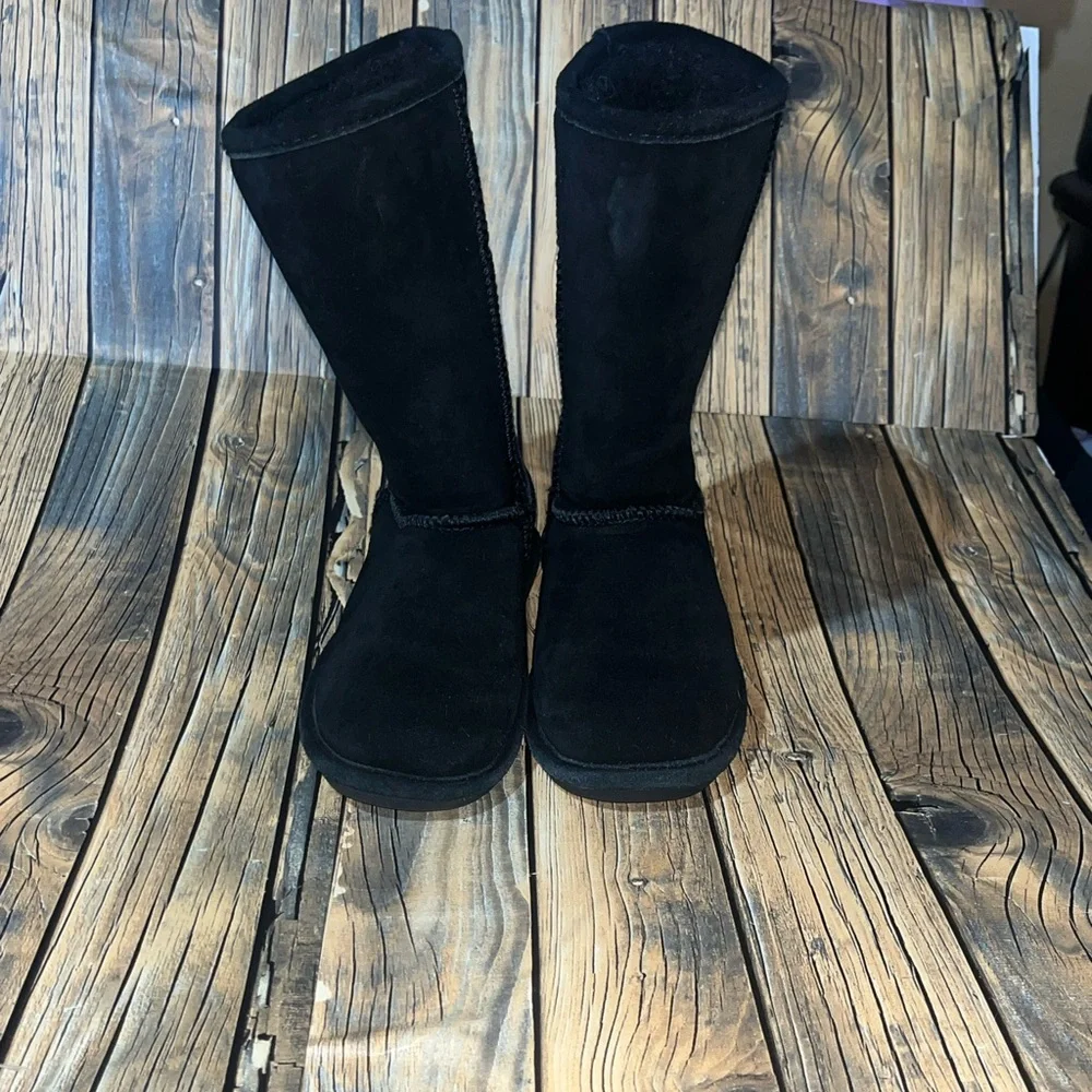 BearPaw Black Suede‎ Tall Boots