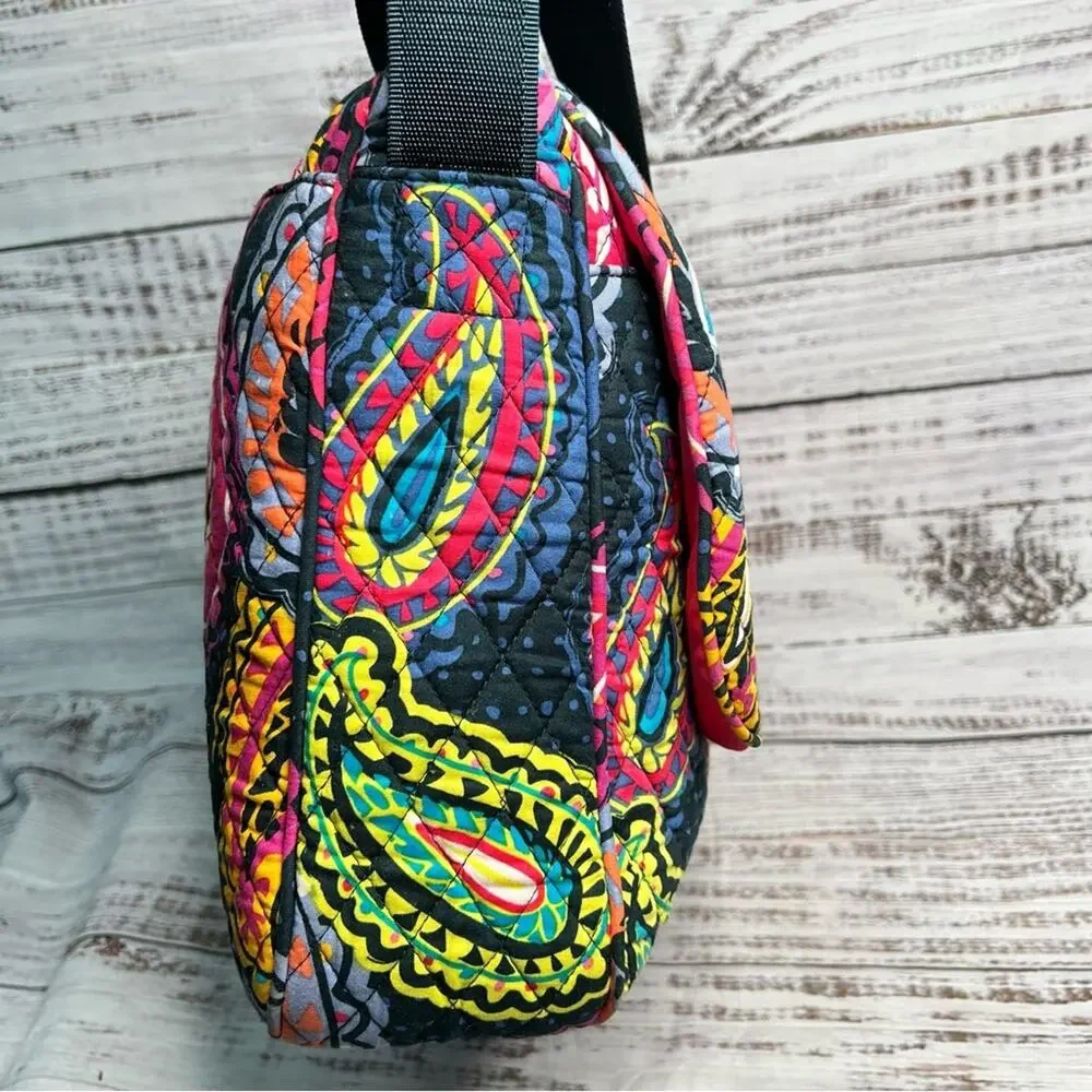 Vera Bradley Essential Messenger Bag‎ in Twilight Paisley Laptop Bag EUC
