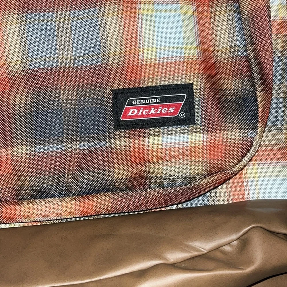 Dickies versatile plaid