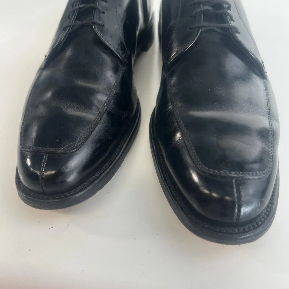 Allen Edmonds brand allen