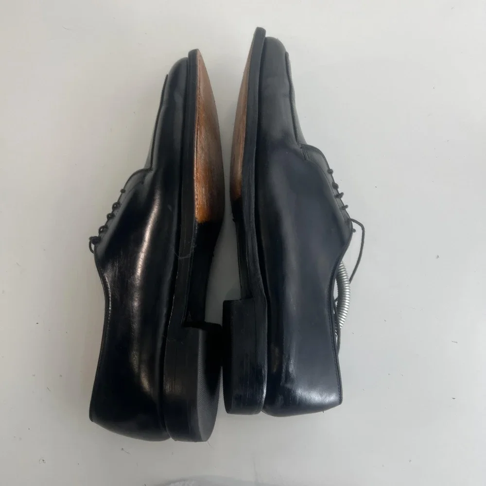 Allen Edmonds brand allen