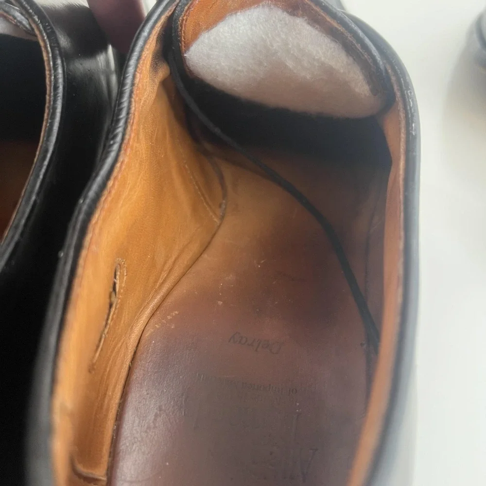 Allen Edmonds brand allen