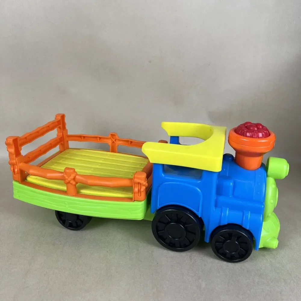 Fisher Price Little People Animals Musical Choo Choo Zoo Train Only,‎ Works