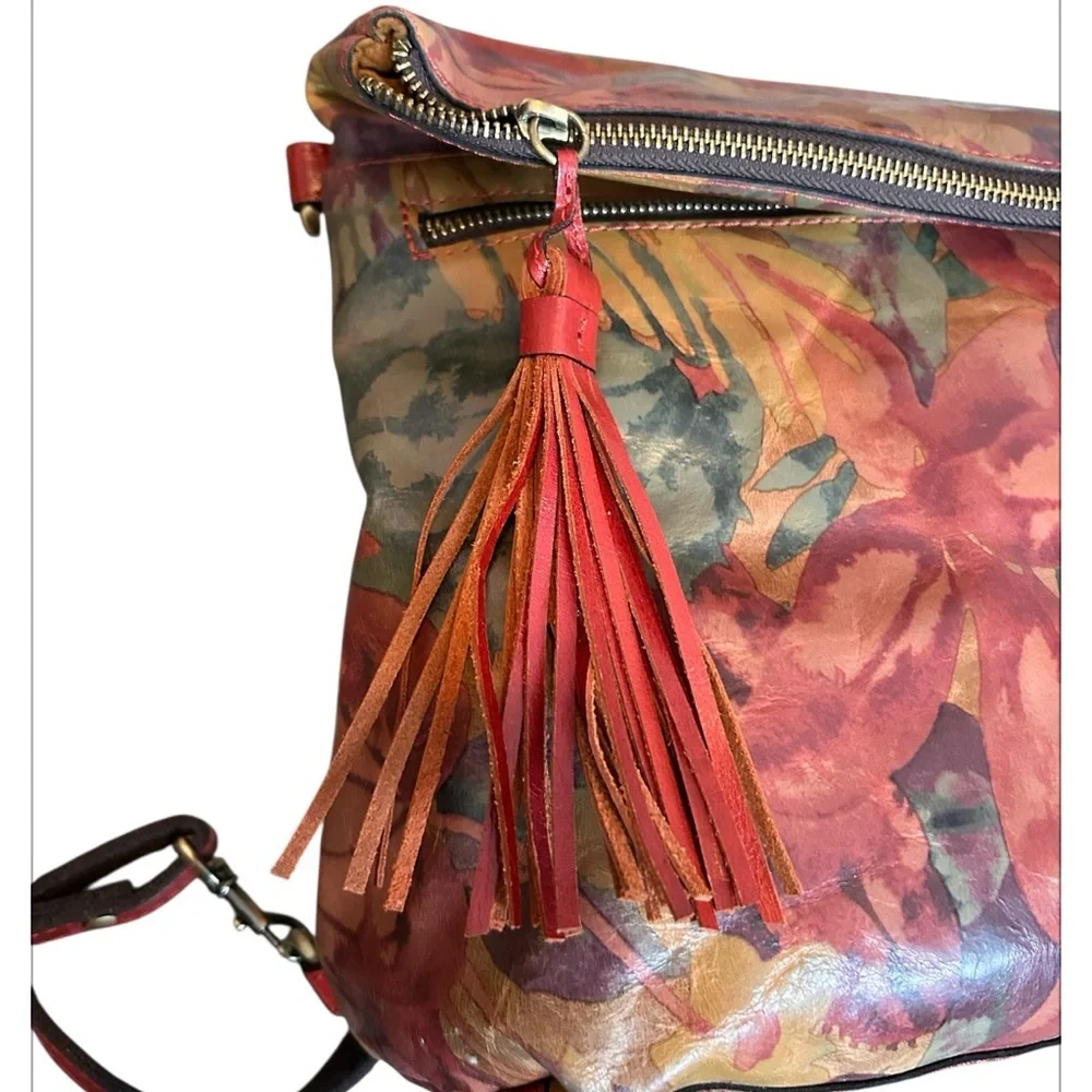 Patricia Nash versatile convertible