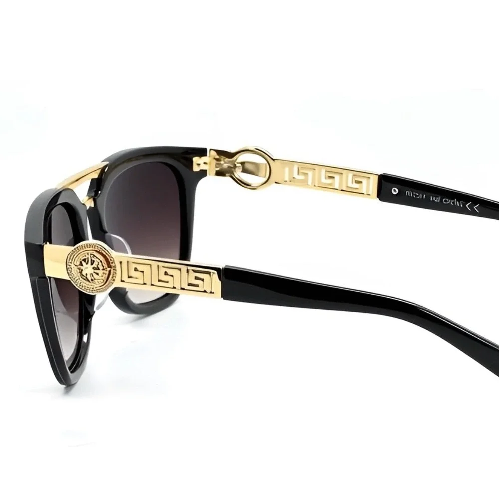 N/A stylish sunglasses